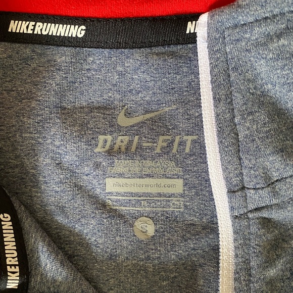 Nike USA Dri-Fit Running Performance Top - Picture 4 of 4